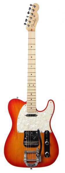 Fender American Deluxe Telecaster®, Maple Fingerboard, Aged Cherry Burst 2013 (second hand)